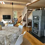 Ihanus 100 M2 Ja Rantasauna Jaerven Rannalla Kuusamo