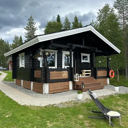 Ihanus 100 M2 Ja Rantasauna Jaerven Rannalla * Kuusamo