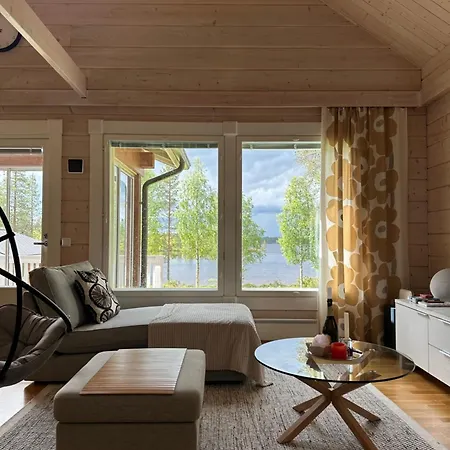 Ihanus 100 M2 Ja Rantasauna Jaerven Rannalla クーサモ