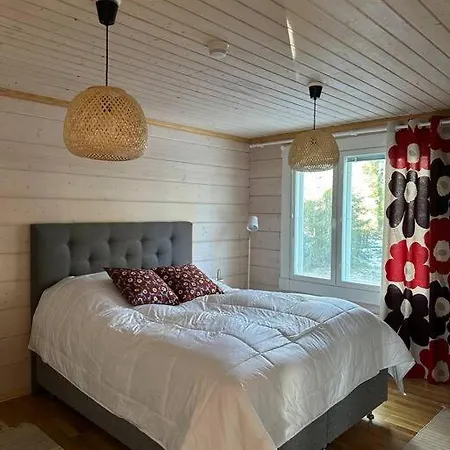 シャレー Ihanus 100 M2 Ja Rantasauna Jaerven Rannalla