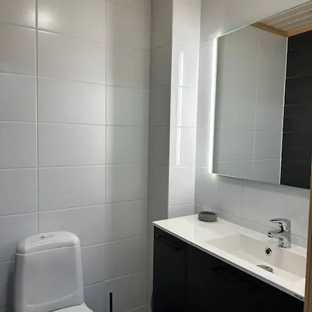 Ihanus 100 M2 Ja Rantasauna Jaerven Rannalla シャレー *