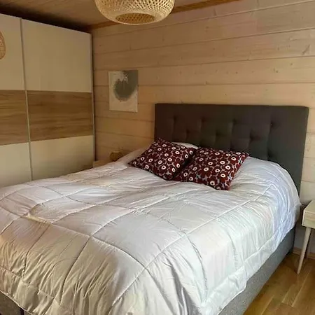 Ihanus 100 M2 Ja Rantasauna Jaerven Rannalla