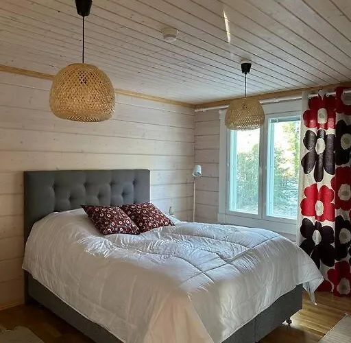 Chalet Ihanus 100 M2 Ja Rantasauna Jaerven Rannalla
