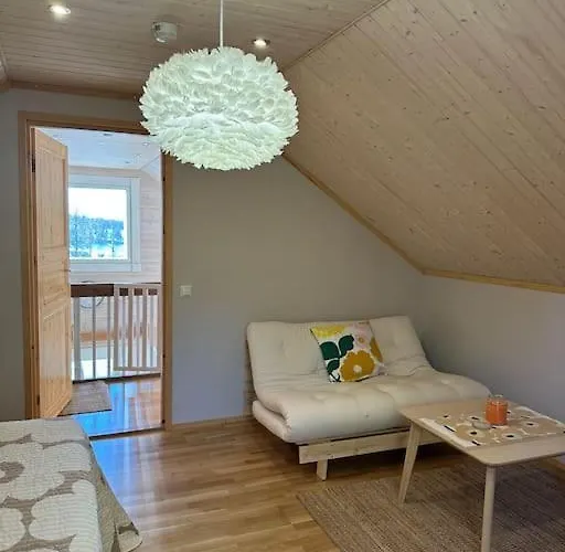 Ihanus 100 M2 Ja Rantasauna Jaerven Rannalla Chalet Kuusamo