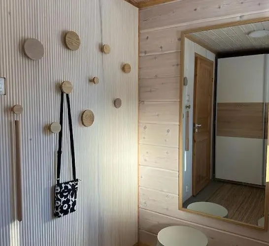 Ihanus 100 M2 Ja Rantasauna Jaerven Rannalla * Kuusamo